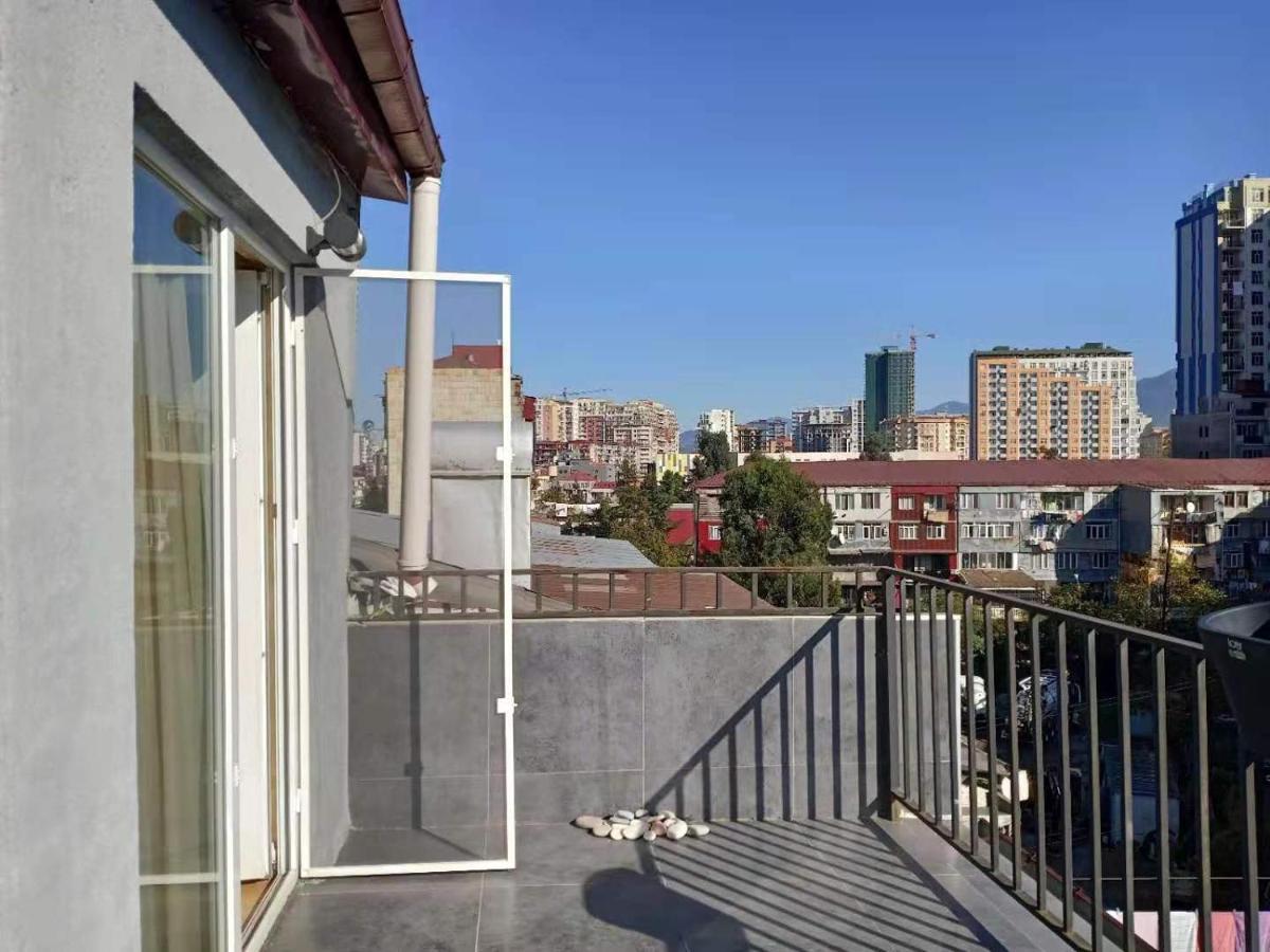 Chase Dream Hostel追梦空间 Batumi Exterior photo